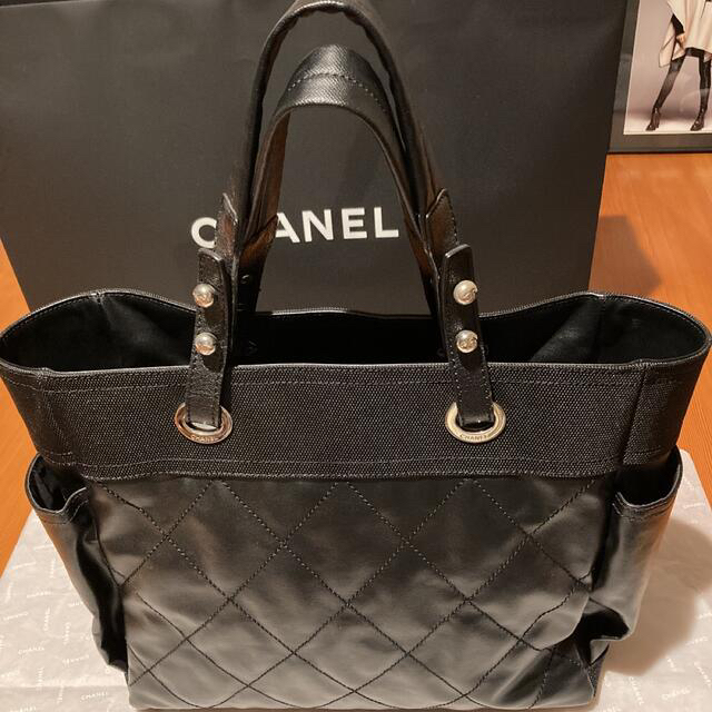 世界の シャネル CHANEL パリビアリッツ GM トートバッグ シリアル