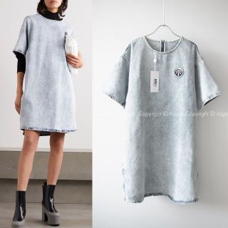 エムエムシックス(MM6)のMM6 ワッペンロゴ デニム ワンピース Tシャツ ドレス チュニック Tシャツ(ひざ丈ワンピース)