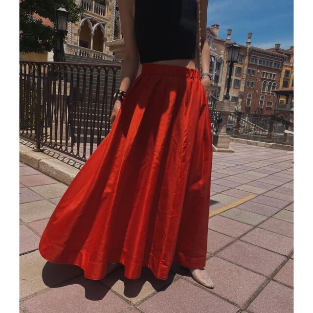 Ameri VINTAGE(アメリヴィンテージ)のRANDOM TUCK VOLUME SKIRT  レディースのスカート(ロングスカート)の商品写真