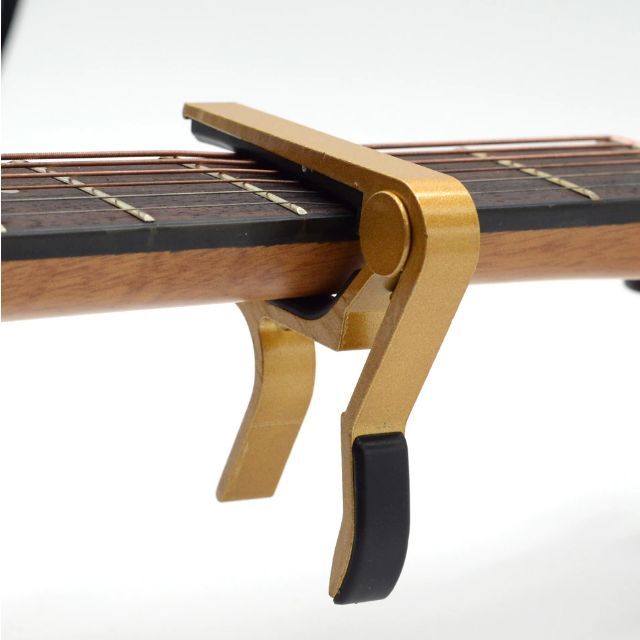 カポ 単品 エレキ アコギ用 新品 ギター グリップ カポタスト ゴールド 楽器のギター(アコースティックギター)の商品写真