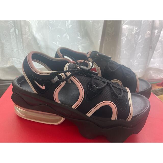 NIKE(ナイキ)のエアマックスココ ブラック/ピンク　25cm  レディースの靴/シューズ(サンダル)の商品写真
