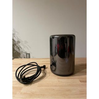 アップル(Apple)のMac Pro 2013 6コア3.5GHz メモリ32GB SSD 256GB(デスクトップ型PC)