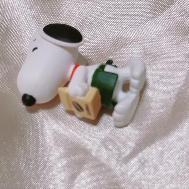 SNOOPY(スヌーピー)の𓊆 スヌーピー バリスタ風☕️ フィギュア 𓊇  ハンドメイドのおもちゃ(フィギュア)の商品写真