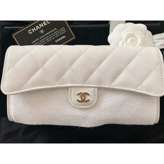 世界の CHANEL - 新品未使用 CHANELキャビアスキン 長財布 財布