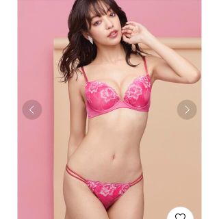 ラヴィジュール(Ravijour)の★新品未使用★Ravijour ブラ&ショーツ C70(ブラ&ショーツセット)