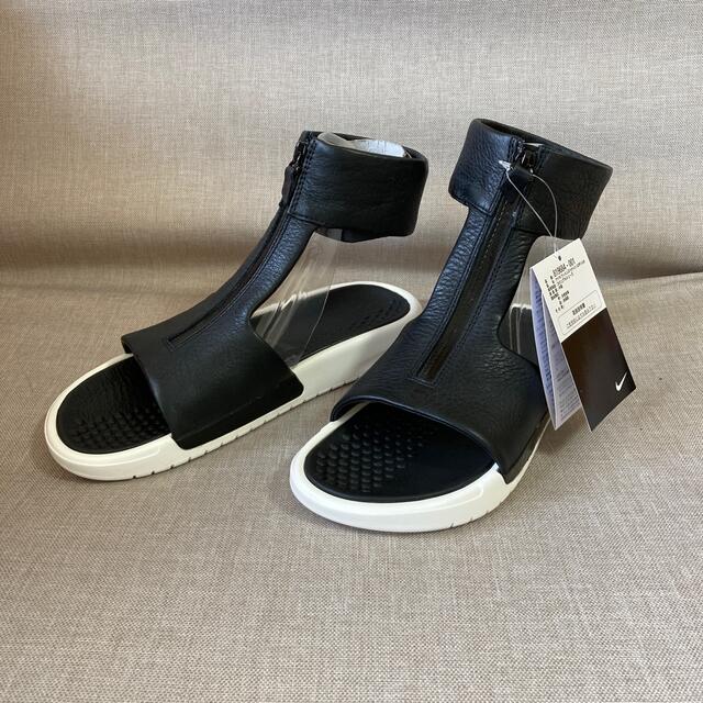 NIKE BENASSI CUFF LUX サンダル