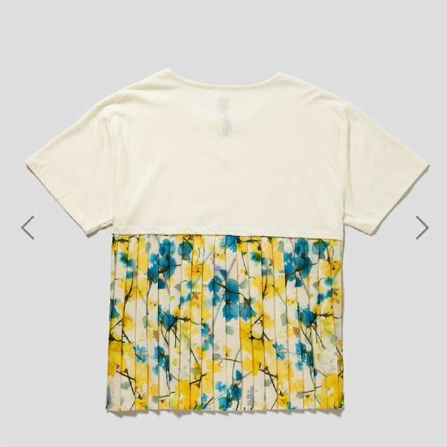 Design Tshirts Store graniph(グラニフ)のgraniph バックプリーツTシャツ レディースのトップス(Tシャツ(半袖/袖なし))の商品写真