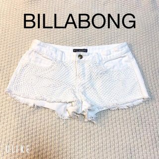 ビラボン(billabong)のBILLABONG ホワイトマクラメショートパンツ(ショートパンツ)