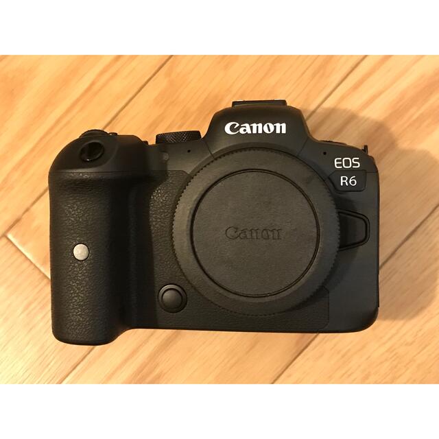 Canon(キヤノン)の【ひな様専用】キャノン EOS R6 レンズキット スマホ/家電/カメラのカメラ(ミラーレス一眼)の商品写真