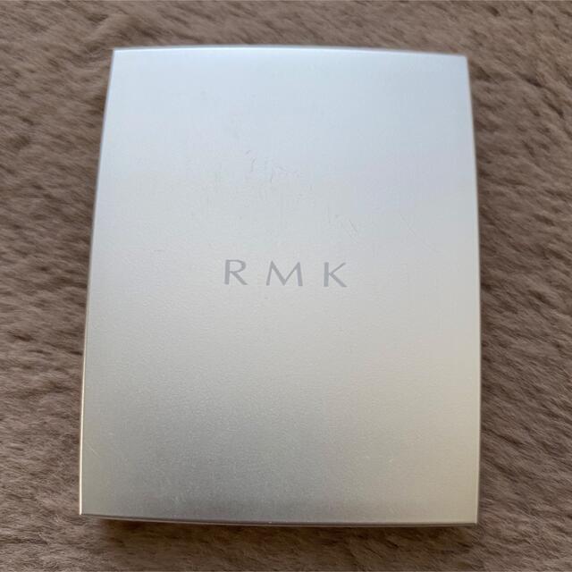 RMK(アールエムケー)のRMK シルクフィット　フェイスパウダー　P01 コスメ/美容のベースメイク/化粧品(フェイスパウダー)の商品写真