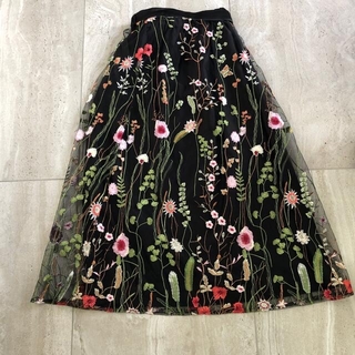 【アメリ】AMERI オーガンジー 花柄 刺繍 ロング スカート 透け感 M 黒6pRのレディースはこちら