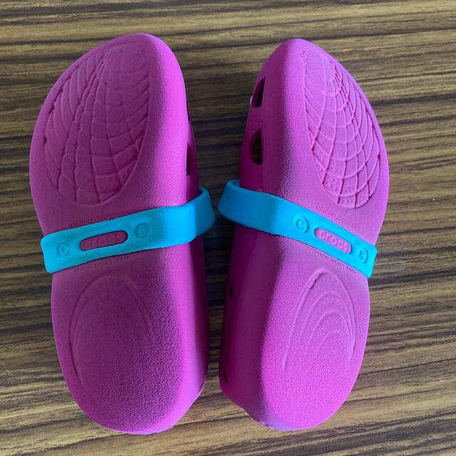 crocs(クロックス)のcrocs  クロックス　サンダル　15cm  c8 キッズ/ベビー/マタニティのキッズ靴/シューズ(15cm~)(サンダル)の商品写真