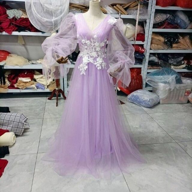ウェディングドレス憧れのドレスカラードレス高级刺繍 前撮り シースルー袖 小花レース 花嫁