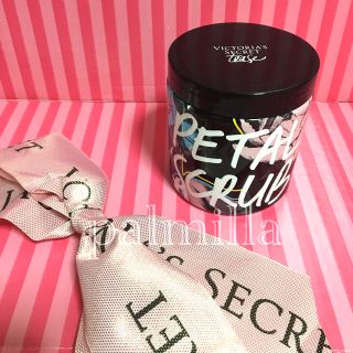 ヴィクトリアズシークレット(Victoria's Secret)の✩新品未使用✩⃛ヴィクトリアシークレット ティーズ  ボディスクラブ(ボディスクラブ)