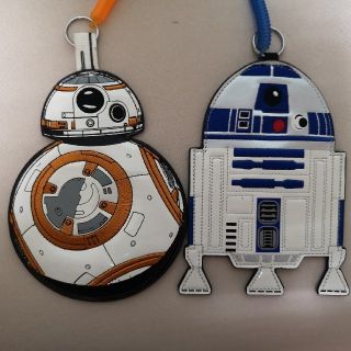 ディズニー(Disney)の値下げ ディズニーランド購入　BB8 R2D2 パスケース Suica セット(キャラクターグッズ)