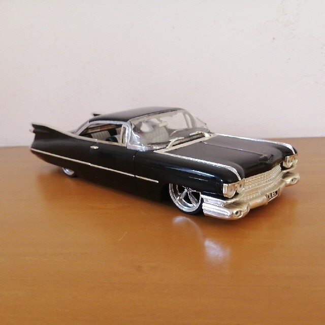 Cadillac(キャデラック)のjada 1/24 1959 cadillac DEVILLE DUB エンタメ/ホビーのおもちゃ/ぬいぐるみ(ミニカー)の商品写真