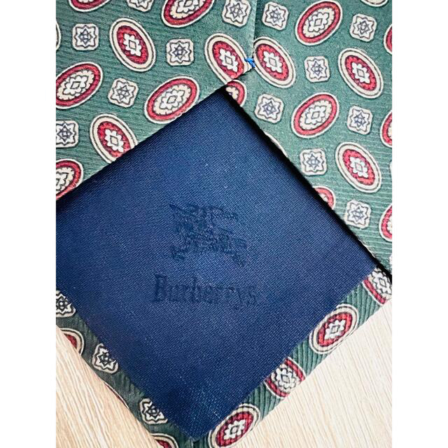 BURBERRY(バーバリー)の極美品✨BURBERRY グリーン レッド ネイビー 小紋柄 ドット メンズのファッション小物(ネクタイ)の商品写真