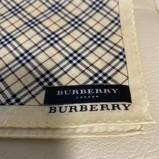 バーバリー(BURBERRY)のバーバリー　BURBERRY◎ハンカチ　ノバチェック　ベージュ☆新品(ハンカチ)