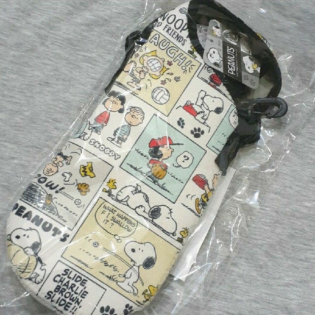 SNOOPY(スヌーピー)のスヌーピー　3wayペットボトルカバー インテリア/住まい/日用品のキッチン/食器(弁当用品)の商品写真