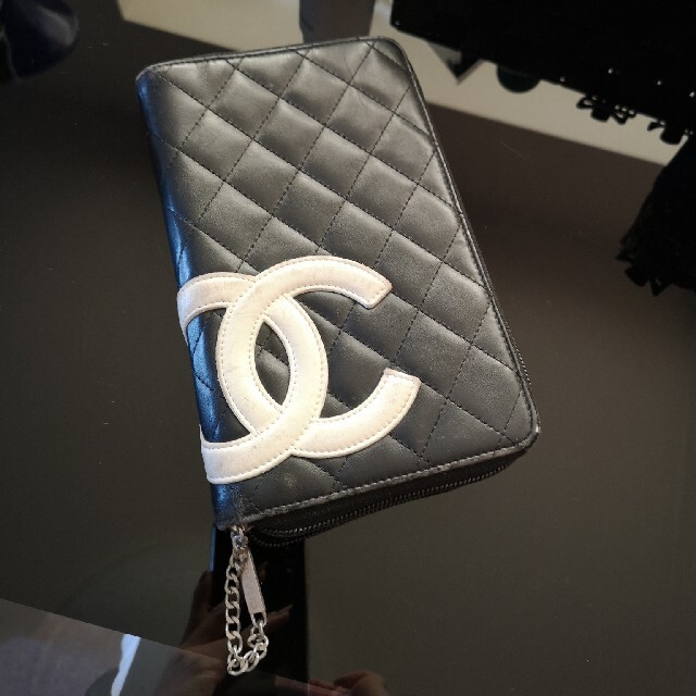 CHANEL(シャネル)のシャネル　長財布　訳あり レディースのファッション小物(財布)の商品写真