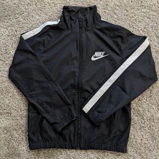 ナイキ(NIKE)のナイキ　ウィンドブレーカー　ジュニア　M(ジャケット/上着)