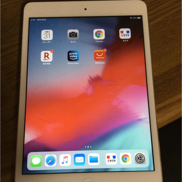 iPad mini2 Wi-Fi 32GB シルバー 1