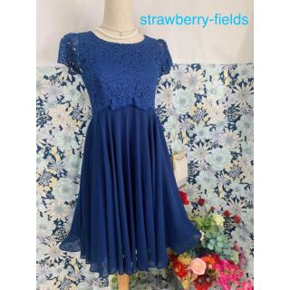 ストロベリーフィールズ(STRAWBERRY-FIELDS)のStrawberry-fields かわいく上品。膝丈ワンピース　パーティ結婚式(ひざ丈ワンピース)