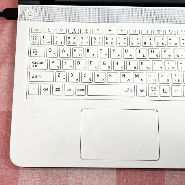 美品】WEBカメラ⭐️在宅ワーク初心者向け⭐NEC⭐ホワイト 美品】WEBカメラ⭐️在宅ワーク初心者向け⭐NEC⭐ホワイト