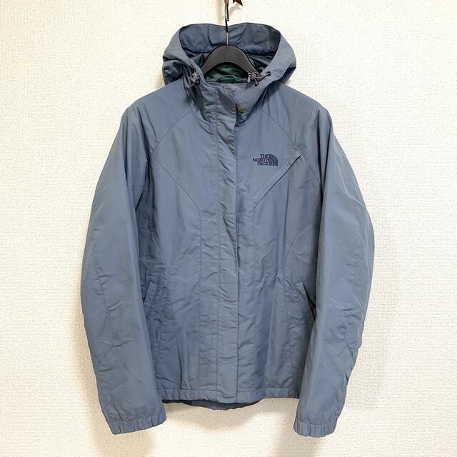 THE NORTH FACE(ザノースフェイス)の人気 ノースフェイス マウンテンパーカー レディースL ブルーグレー レディースのジャケット/アウター(ナイロンジャケット)の商品写真