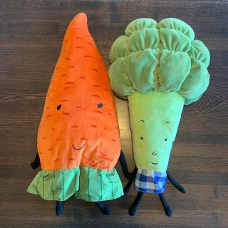 イケア(IKEA)のIKEA 野菜のぬいぐるみ2点セット(ぬいぐるみ)