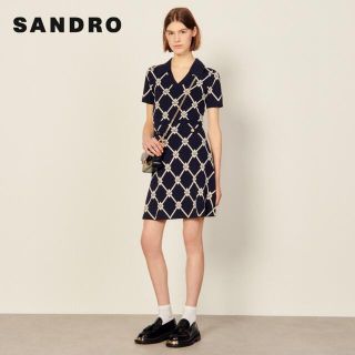 サンドロ(Sandro)の❤️Sandro2022新作　新品　　紺ワンピース　綺麗　上品 (ひざ丈ワンピース)