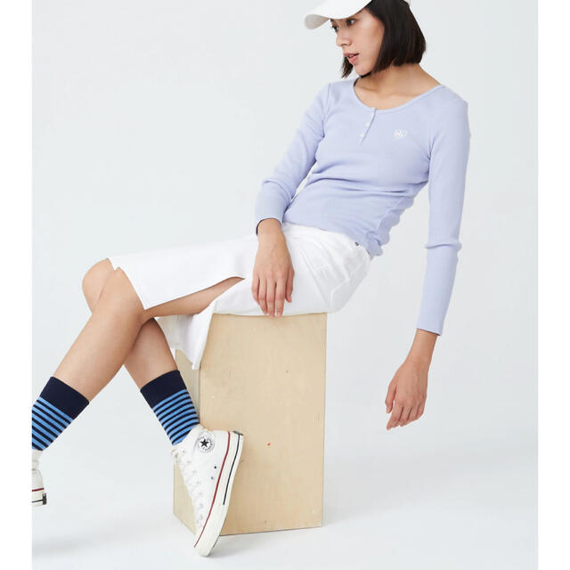 GAP(ギャップ)のリブ ヘンリーネック GAPロゴ 長袖Tシャツ レディースのトップス(カットソー(長袖/七分))の商品写真