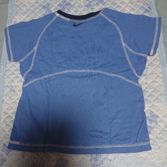 NIKE(ナイキ)の🉐送料込🌟👕☆NIKE！KIDS✨半袖Tシャツブルー100 エンタメ/ホビーのコレクション(その他)の商品写真