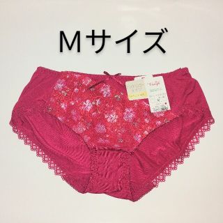 トリンプ(Triumph)のトリンプ ショーツ Ｍサイズ はきこみ浅め 赤(ショーツ)