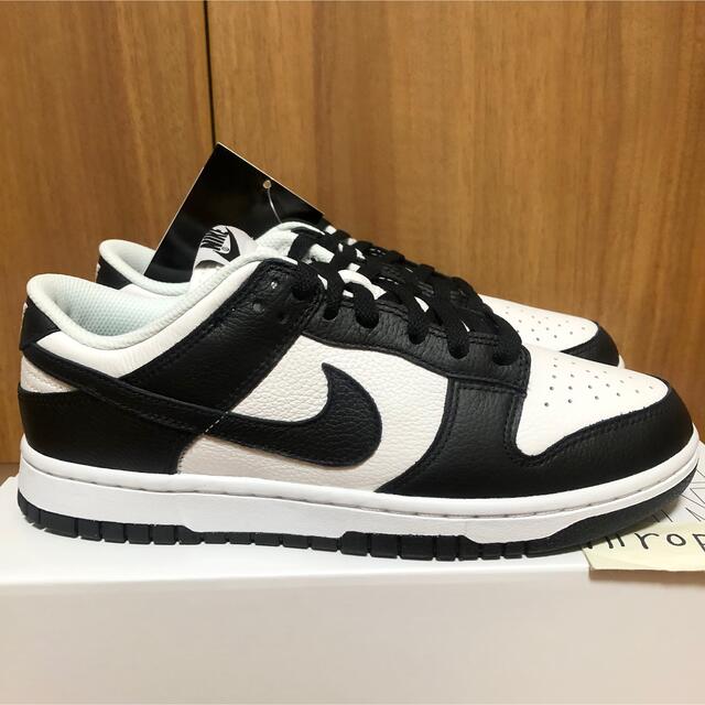 NIKE(ナイキ)のNIKE DUNK LOW By You  パンダ 25.5cm メンズの靴/シューズ(スニーカー)の商品写真