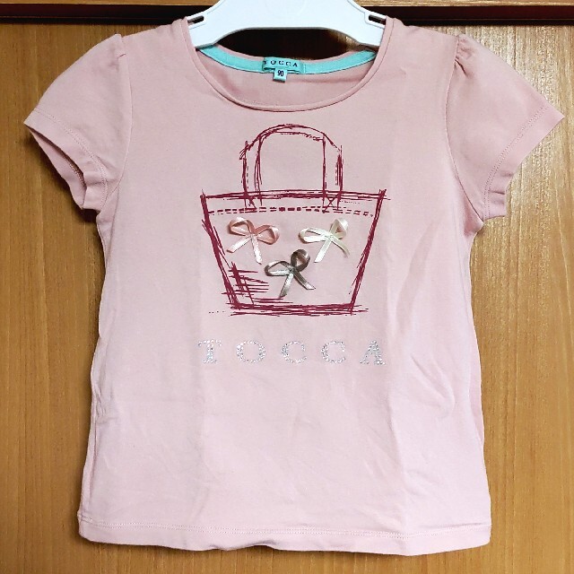 TOCCA(トッカ)の日本製リボン&ラメ☆ピンクTOCCAカットソー90cm半袖TシャツPINK女の子 キッズ/ベビー/マタニティのキッズ服女の子用(90cm~)(Tシャツ/カットソー)の商品写真