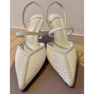 チャールズアンドキース(Charles and Keith)の【美品✨】CHARLES&KEITH パンプス 23.5cm(ハイヒール/パンプス)