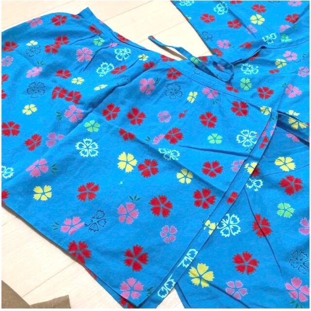 女の子 花柄甚平 スカートタイプ♪ 115〜 キッズ/ベビー/マタニティのキッズ服女の子用(90cm~)(甚平/浴衣)の商品写真