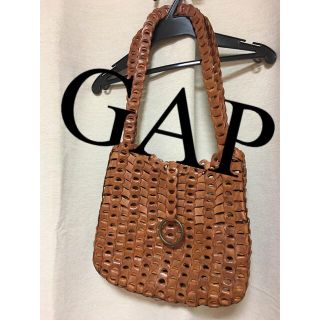 ギャップ(GAP)の牛革　GAP  かごバッグ　レザーバッグ　ショルダーバッグ　トートバッグ(ショルダーバッグ)