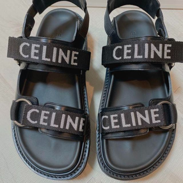 e - CELINE バルキー アウトドアサンダルの通販 g