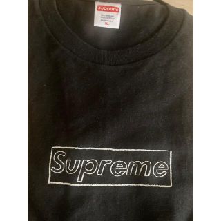 シュプリーム(Supreme)のSupreme KAWS Chalk Logo Tee(Tシャツ/カットソー(半袖/袖なし))