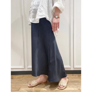 スピックアンドスパン(Spick & Span)の未使用 Spick and Span ドットフレアースカート(ロングスカート)