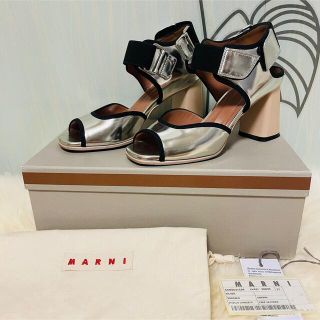 マルニ(Marni)のMARNI　チャンキーヒールサンダル(サンダル)