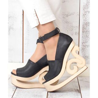 ジェフリーキャンベル(JEFFREY CAMPBELL)のJeffreyCampbell  スケートサンダル　36(サンダル)