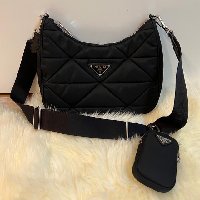 新作正規店 PRADA ロゴ プレート カーキ 鞄 カバン 中古 42512