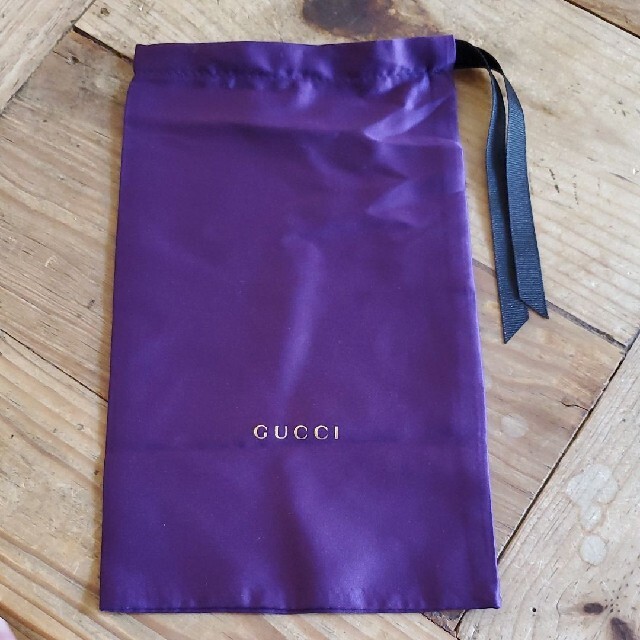 GUCCI グッチ 保存袋 巾着 レディースのバッグ(ショップ袋)の商品写真