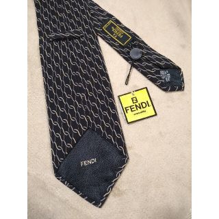 FENDI - FENDI ネクタイの通販 by せりか's shop｜フェンディならラクマ