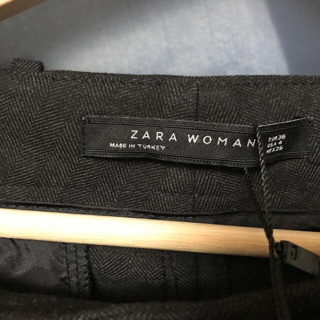 ZARA(ザラ)のZARA スラックス レディースのパンツ(クロップドパンツ)の商品写真