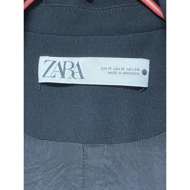 ZARA(ザラ)のZARA 大人気スリット入りベスト ブラック M レディースのトップス(ベスト/ジレ)の商品写真