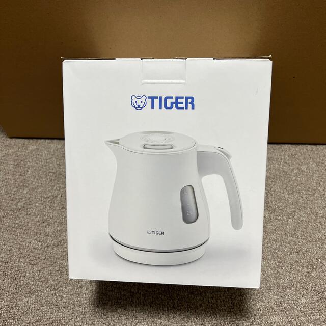 TIGER(タイガー)のタイガー魔法瓶 電気ケトル わく子 PCM-A080 スマホ/家電/カメラの生活家電(電気ケトル)の商品写真